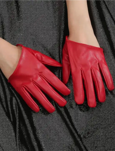 Red half hand gloves